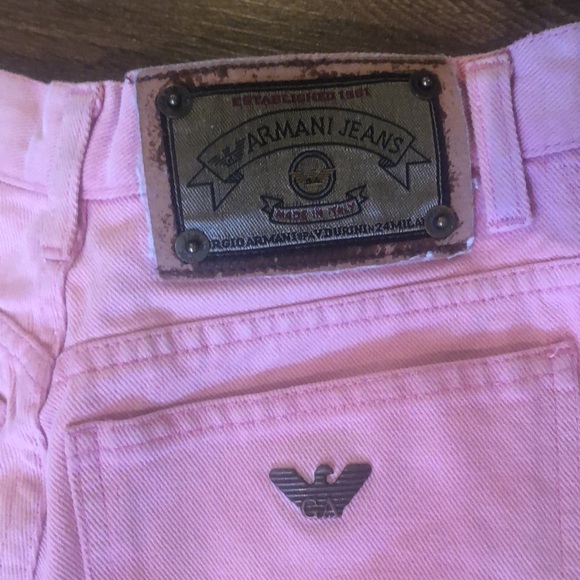 Vintage Pink Armani Shorts - Picture 4 of 4